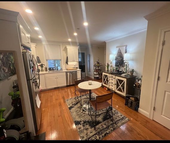 43 Mead St 1, Boston, MA 02129