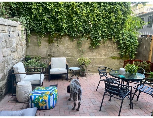 43 Mead St 1, Boston, MA 02129
