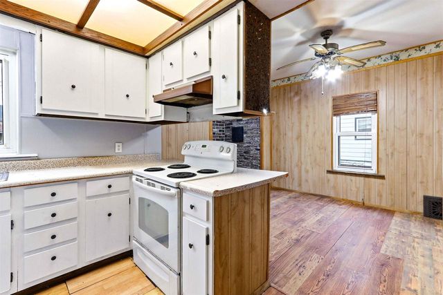 621 AVON STREET, Wisconsin Rapids, WI 54494