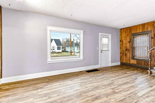 621 AVON STREET, Wisconsin Rapids, WI 54494