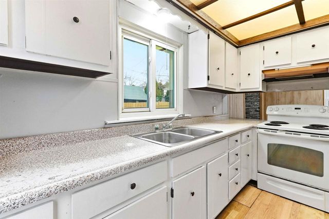 621 AVON STREET, Wisconsin Rapids, WI 54494