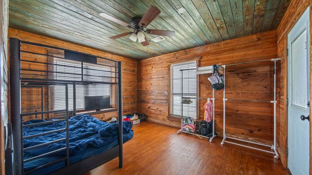 360 Shed Johnson Lane, Brenham, TX 77833