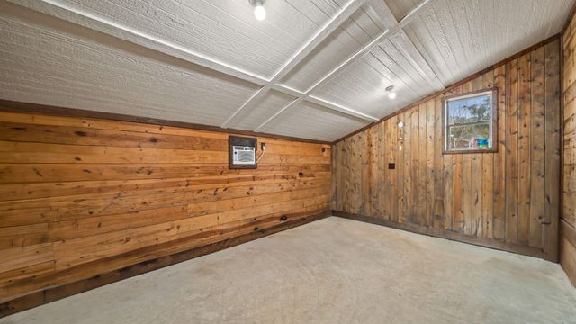 360 Shed Johnson Lane, Brenham, TX 77833