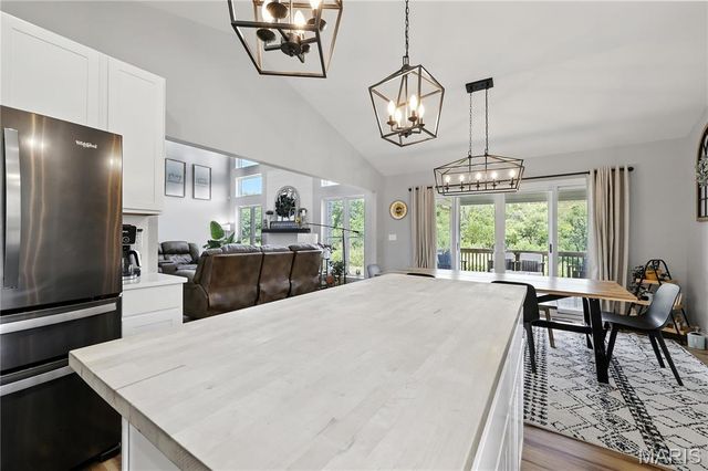 168 Bentley Court E, Imperial, MO 63052
