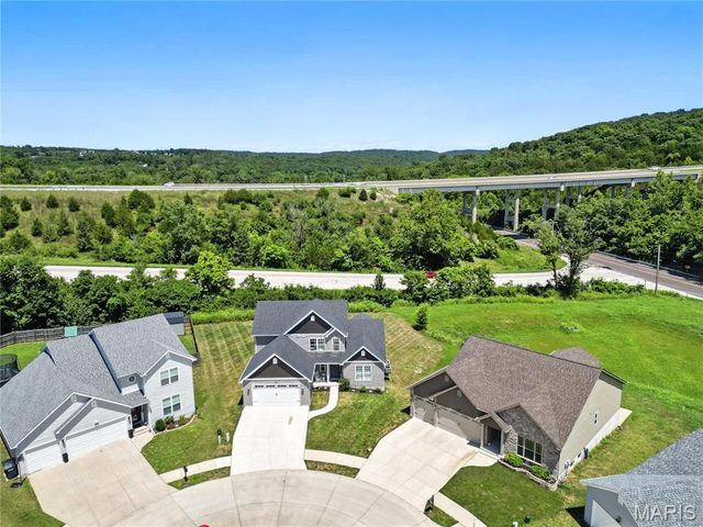 168 Bentley Court E, Imperial, MO 63052