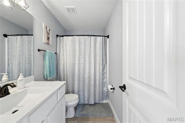 168 Bentley Court E, Imperial, MO 63052