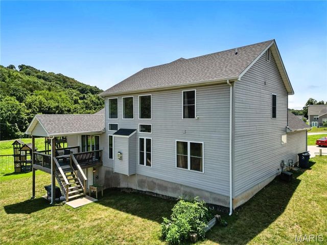 168 Bentley Court E, Imperial, MO 63052