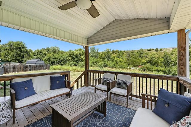 168 Bentley Court E, Imperial, MO 63052
