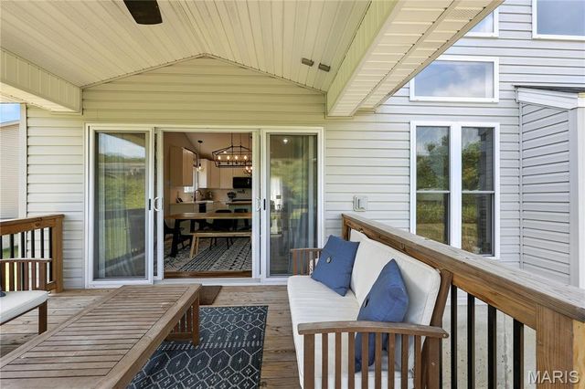 168 Bentley Court E, Imperial, MO 63052