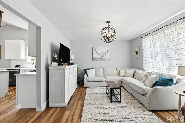 168 Bentley Court E, Imperial, MO 63052