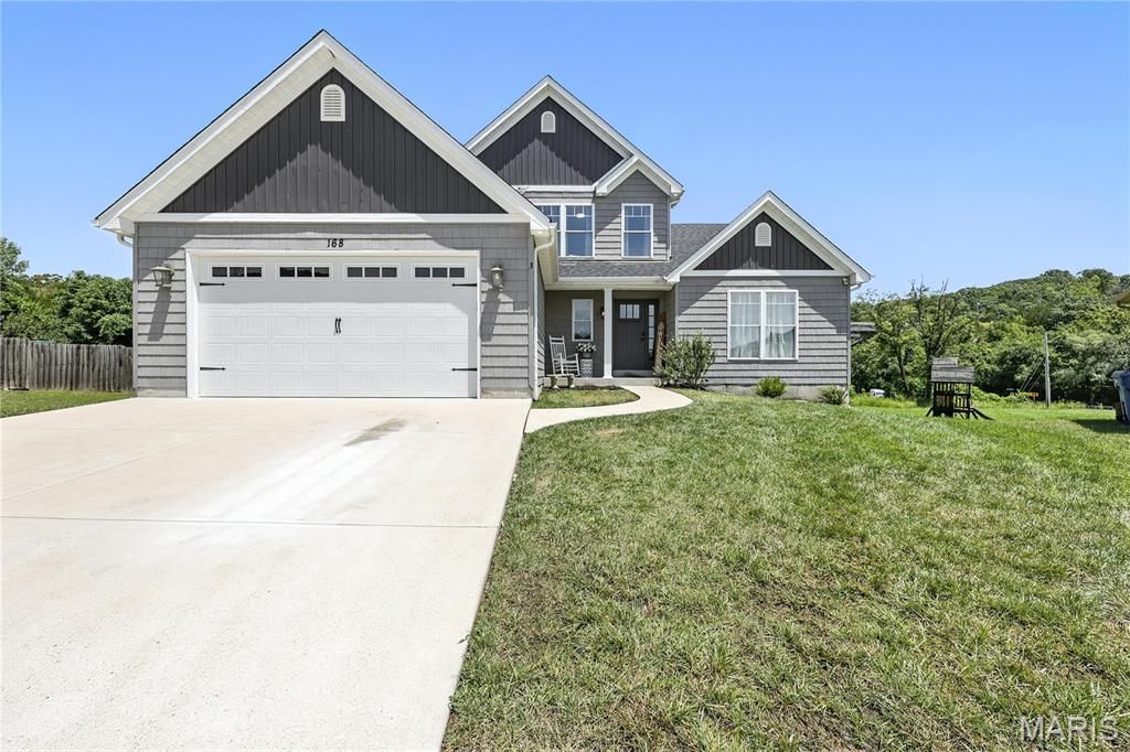 168 Bentley Court E, Imperial, MO 63052