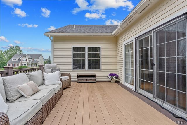 3295 Oak Brook Road, Lysander, NY 13027