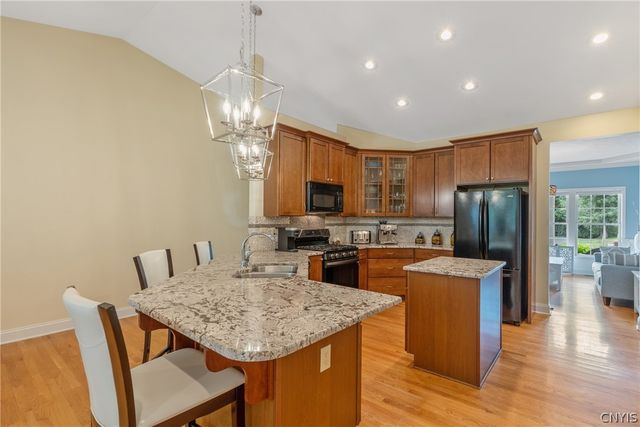 3295 Oak Brook Road, Lysander, NY 13027