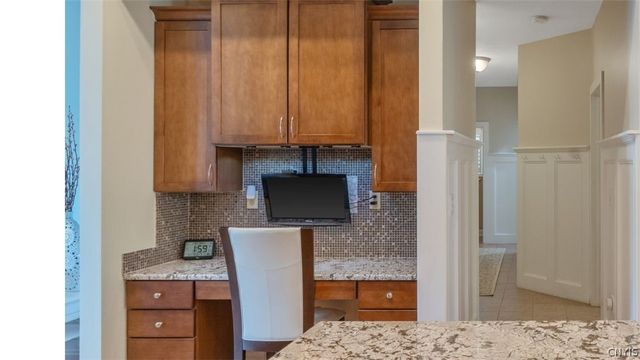 3295 Oak Brook Road, Lysander, NY 13027