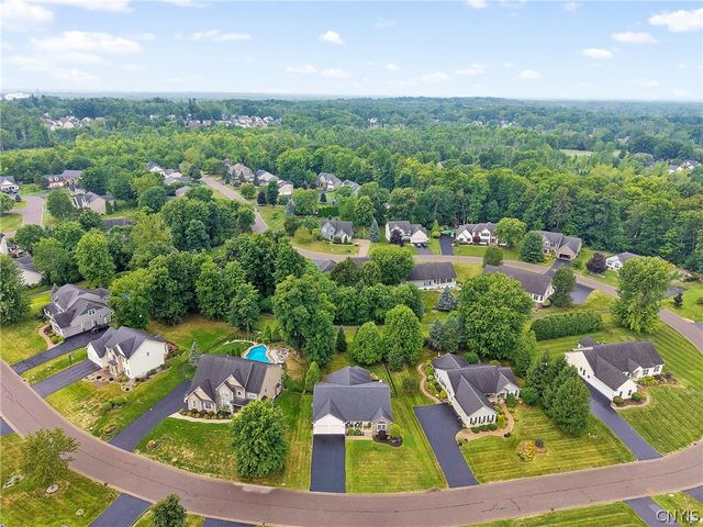 3295 Oak Brook Road, Lysander, NY 13027