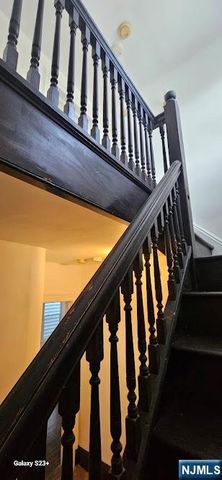 212 3rd Street, Newark, NJ 07107