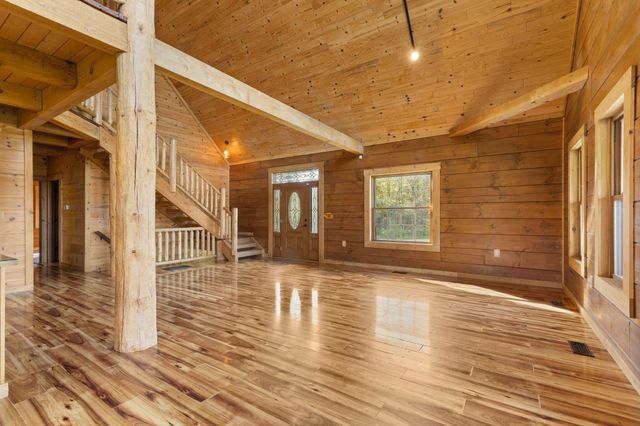 13578 State Route 104, Ashville, OH 43103