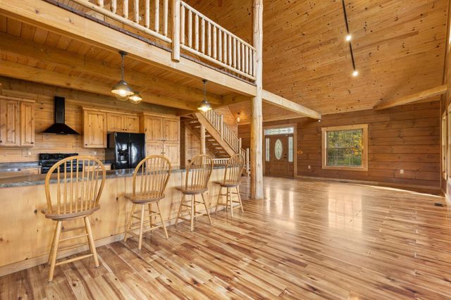 13578 State Route 104, Ashville, OH 43103