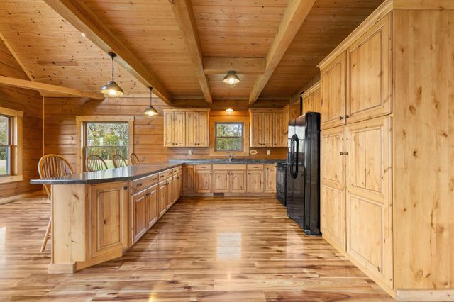 13578 State Route 104, Ashville, OH 43103