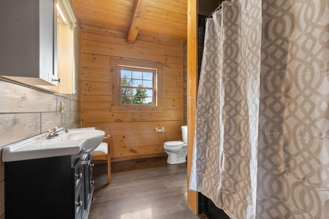 13578 State Route 104, Ashville, OH 43103