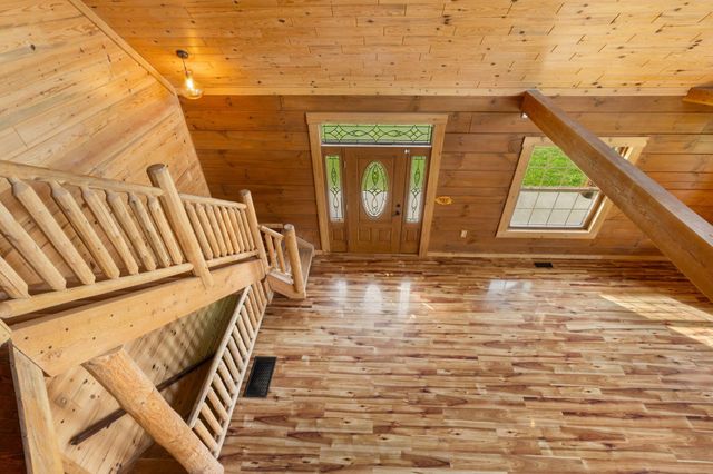 13578 State Route 104, Ashville, OH 43103