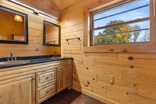 13578 State Route 104, Ashville, OH 43103