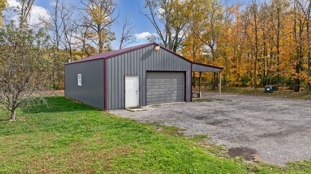 13578 State Route 104, Ashville, OH 43103