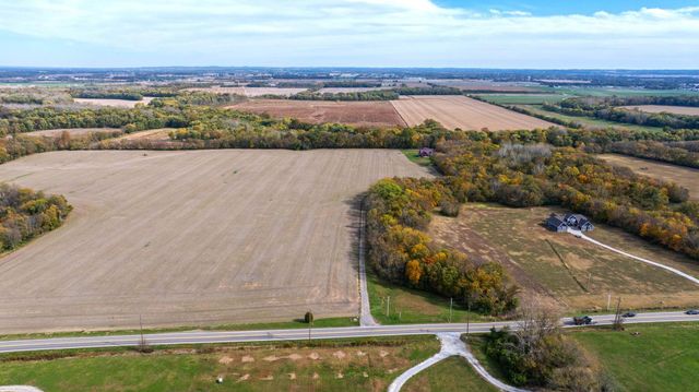 13578 State Route 104, Ashville, OH 43103