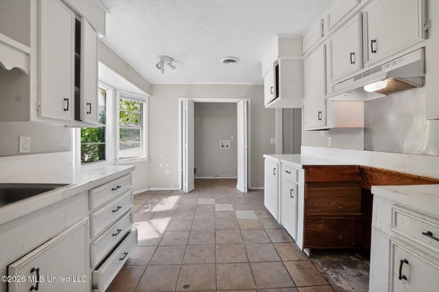 603 Chelsea Drive, Jackson, MS 39212