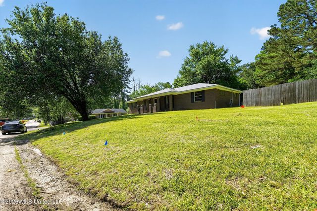 603 Chelsea Drive, Jackson, MS 39212