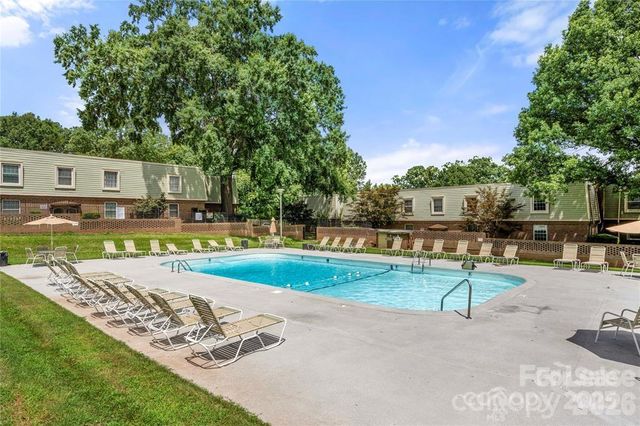 2630 Park Road, Charlotte, NC 28209