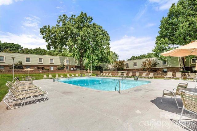 2630 Park Road, Charlotte, NC 28209