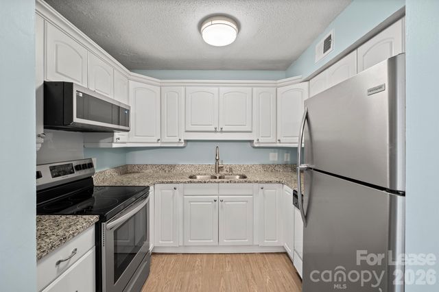 2630 Park Road, Charlotte, NC 28209