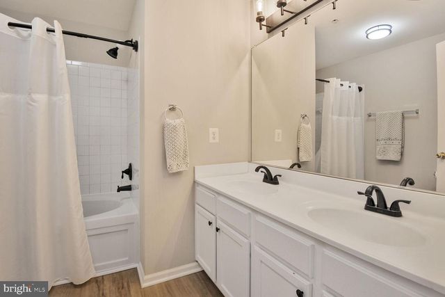 42284 TERRAZZO TERRACE, Aldie, VA 20105