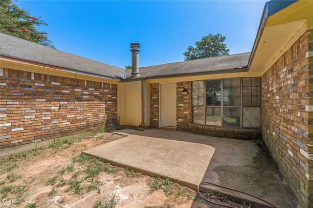 9808 Driftwood Circle, Shreveport, LA 71118
