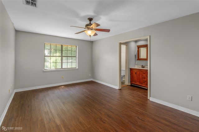 9808 Driftwood Circle, Shreveport, LA 71118