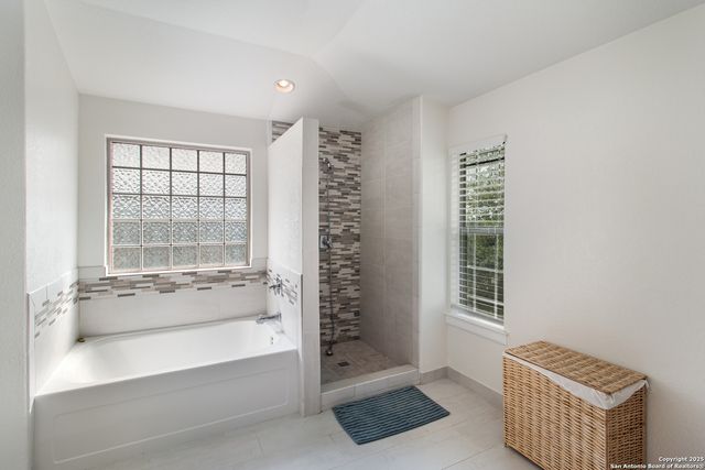 1215 Andover Bay, San Antonio, TX 78258