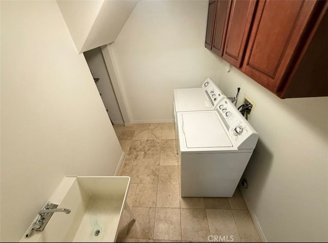9301 Shirley Avenue 16, Northridge, CA 91324