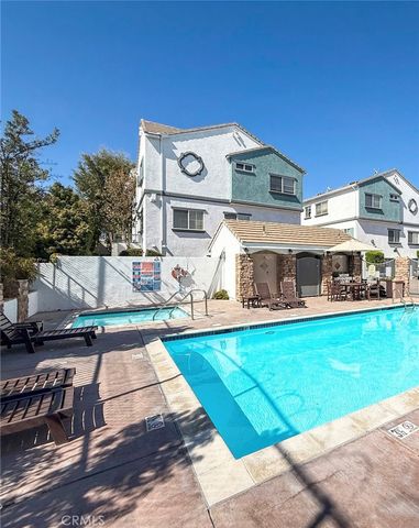 9301 Shirley Avenue 16, Northridge, CA 91324