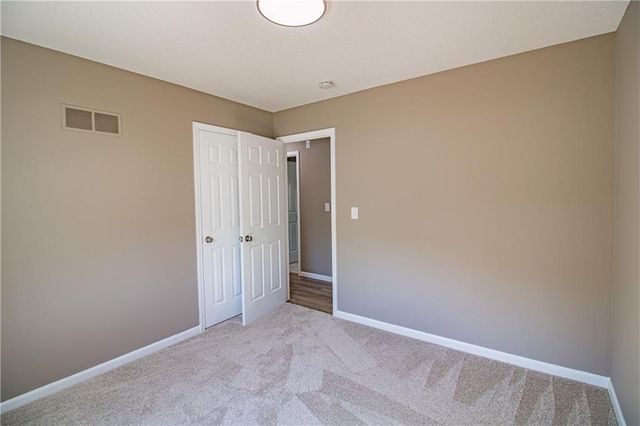 19 SE 150th Road, Warrensburg, MO 64093