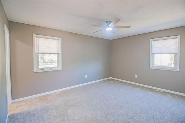 19 SE 150th Road, Warrensburg, MO 64093