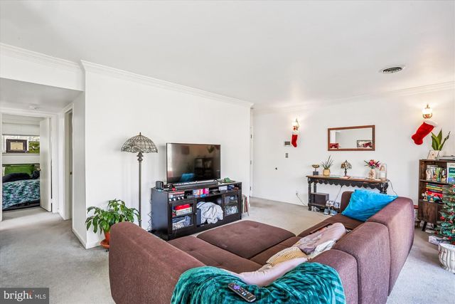 921 PROSPECT ST, Takoma Park, MD 20912