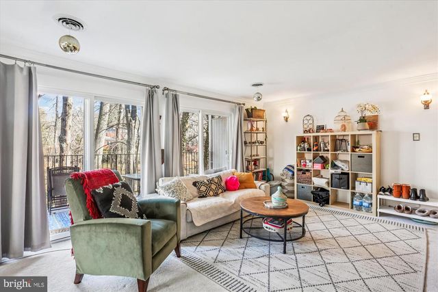 921 PROSPECT ST, Takoma Park, MD 20912