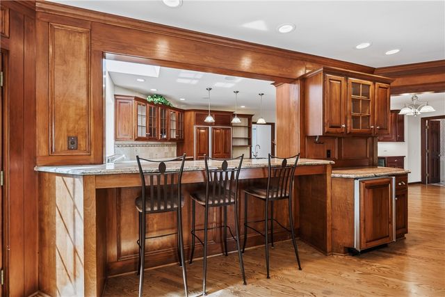 10 Ponds Edge Way, Pittsford, NY 14534
