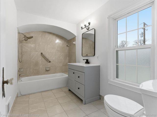 14405 Stahelin Avenue, Detroit, MI 48223