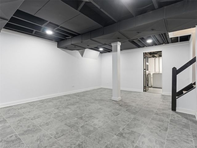 14405 Stahelin Avenue, Detroit, MI 48223