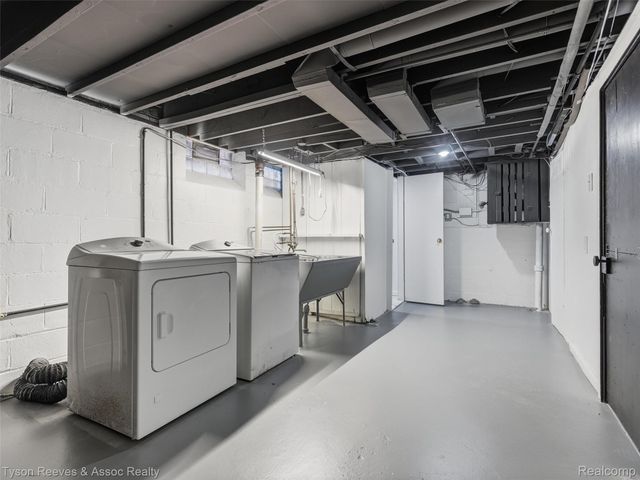 14405 Stahelin Avenue, Detroit, MI 48223