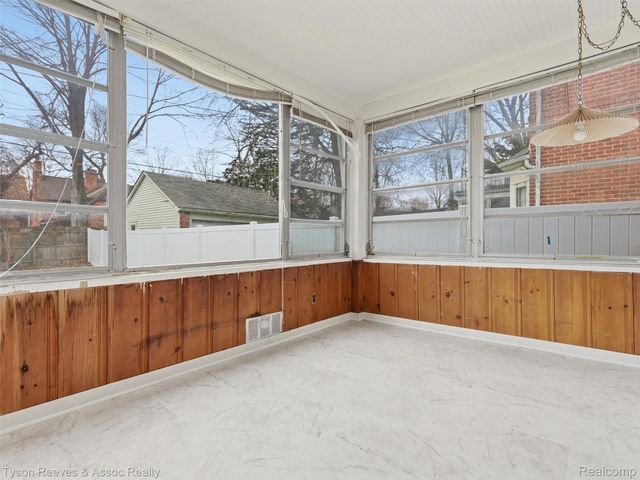 14405 Stahelin Avenue, Detroit, MI 48223