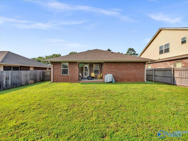 143 Fields Pond Drive, Madison, AL 35756
