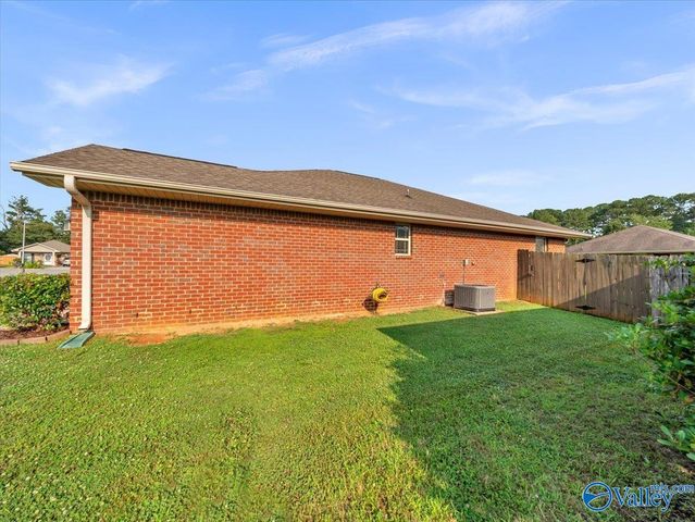 143 Fields Pond Drive, Madison, AL 35756